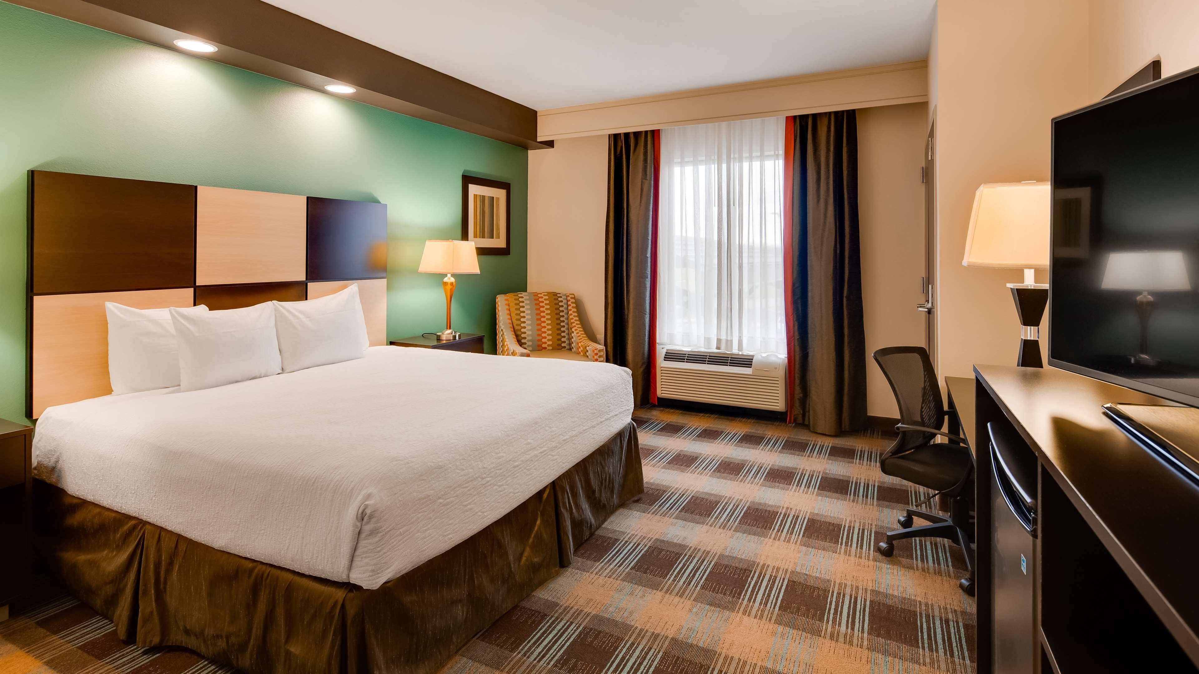 Best Western Plus Atrium Inn & Suites Clarksville Ngoại thất bức ảnh