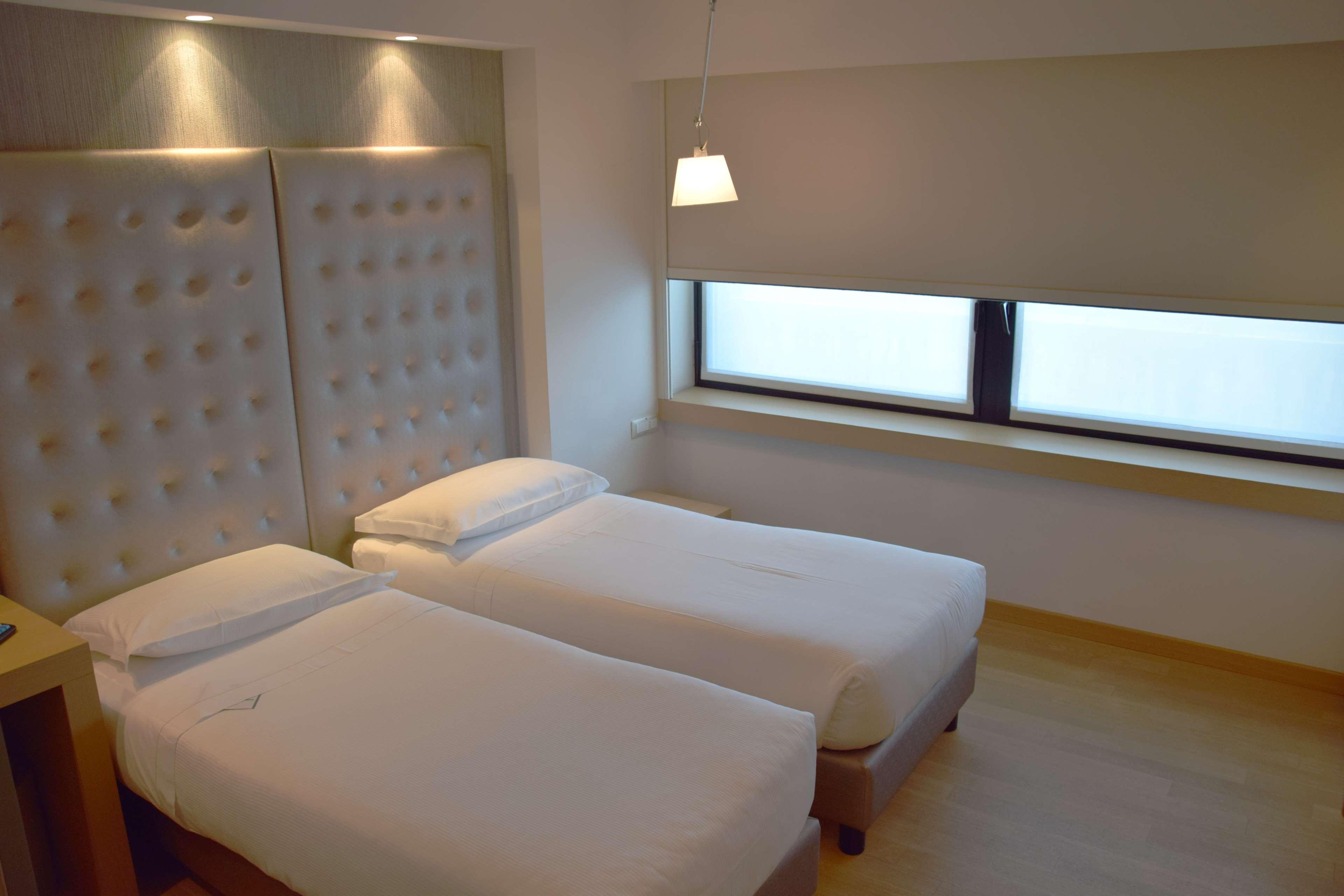 Best Western Plus Atrium Inn & Suites Clarksville Ngoại thất bức ảnh